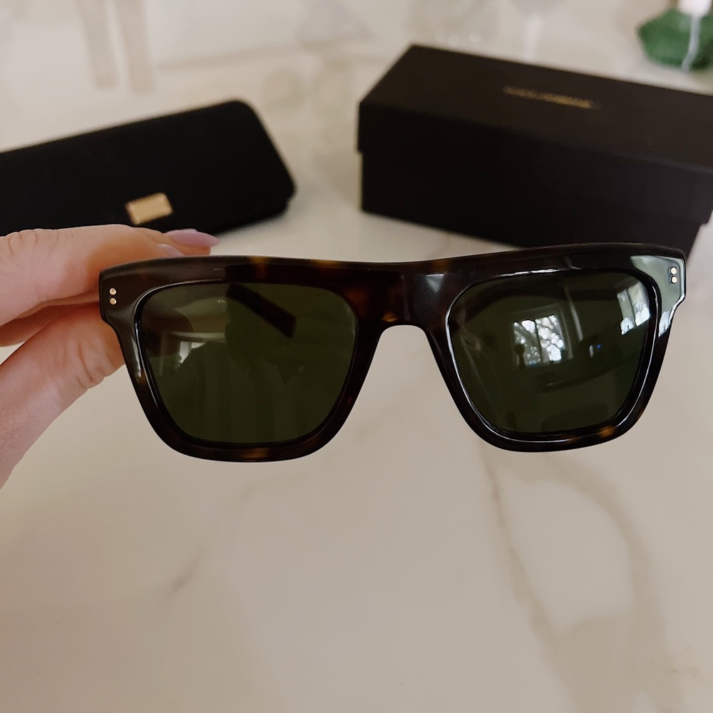 BRAND NEW Dolce & Gabbana NEVER WORN Iconic Domenico Sunglasses